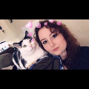 Meet your Posher, Brooke